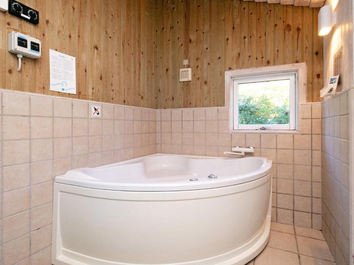 8 Person Holiday Home In Fjerritslev מראה חיצוני תמונה